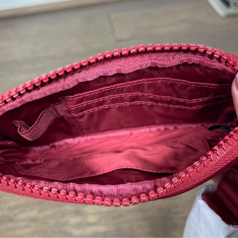 SEPHORA X DAGNE DOVER Mara Neoprene Phone Sling Crossbody Bag in Spice Red NWOT - Picture 5 of 9